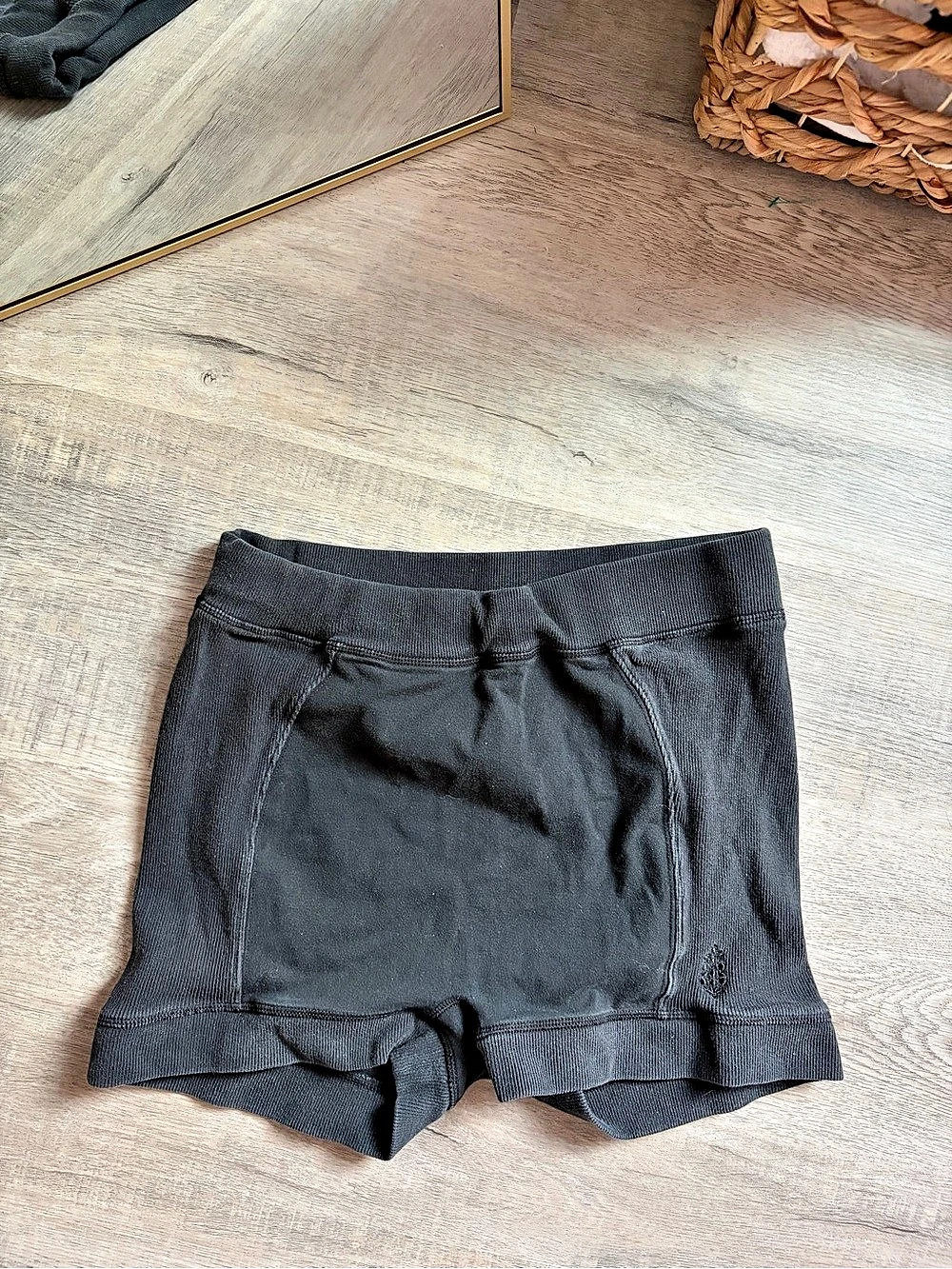 FP Movement Free People Victory Ribbed Heavyweight Cotton Bike Shorts Black L